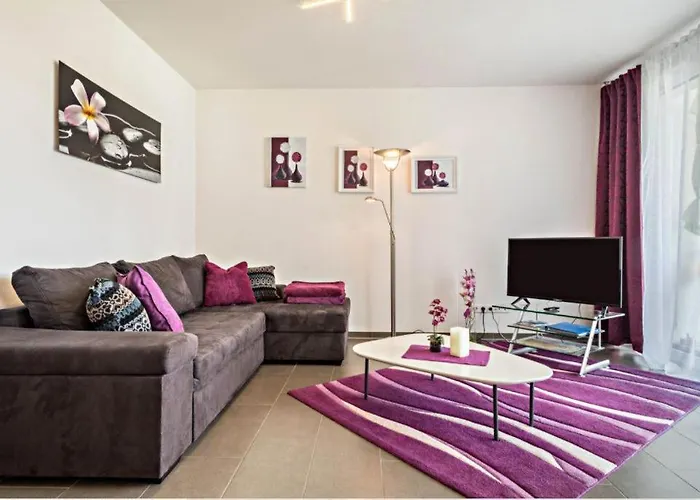 Iluna * Friedrichshafen