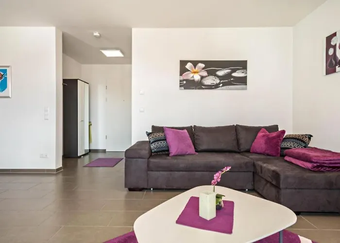 Iluna * Friedrichshafen